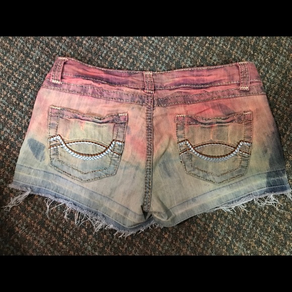 Ombre Jean Shorts - Picture 2 of 2